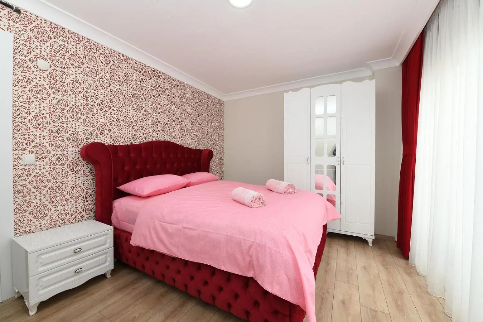 Uzay Suite 2 Istanbul 0*,